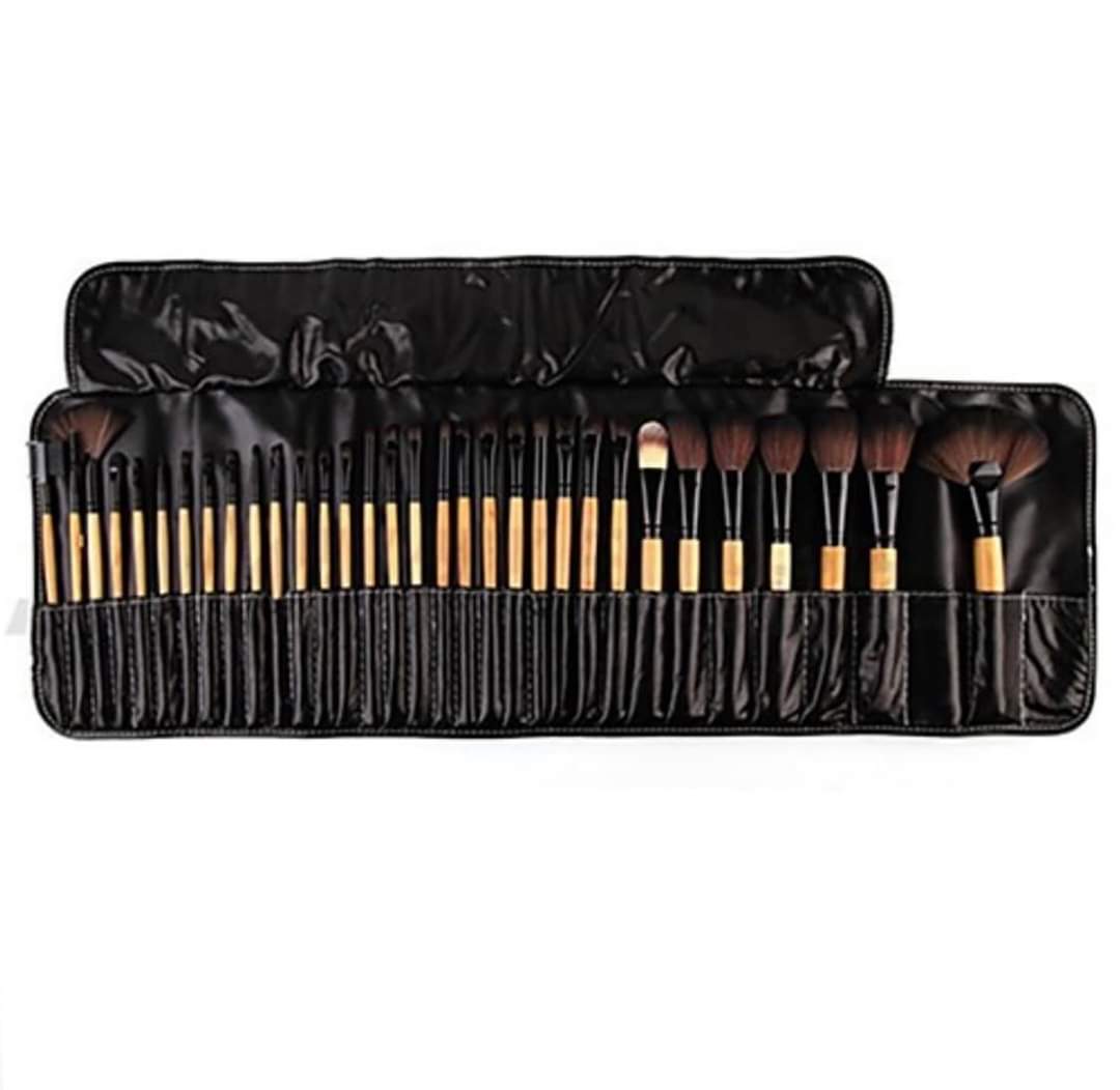 Set 21 pennelli professionali in legno con portapennelli - Mu Make Up  Beauty Shop