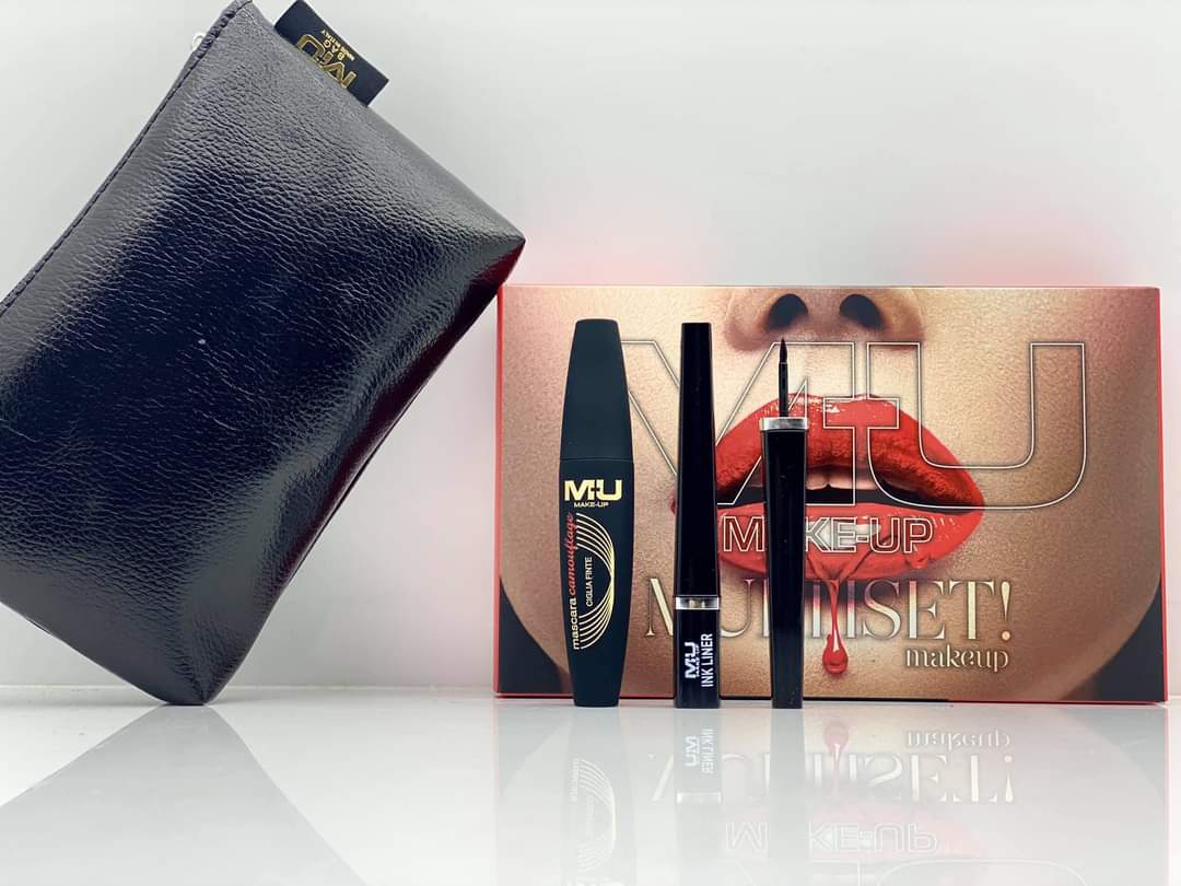 Pochette mu make up sales